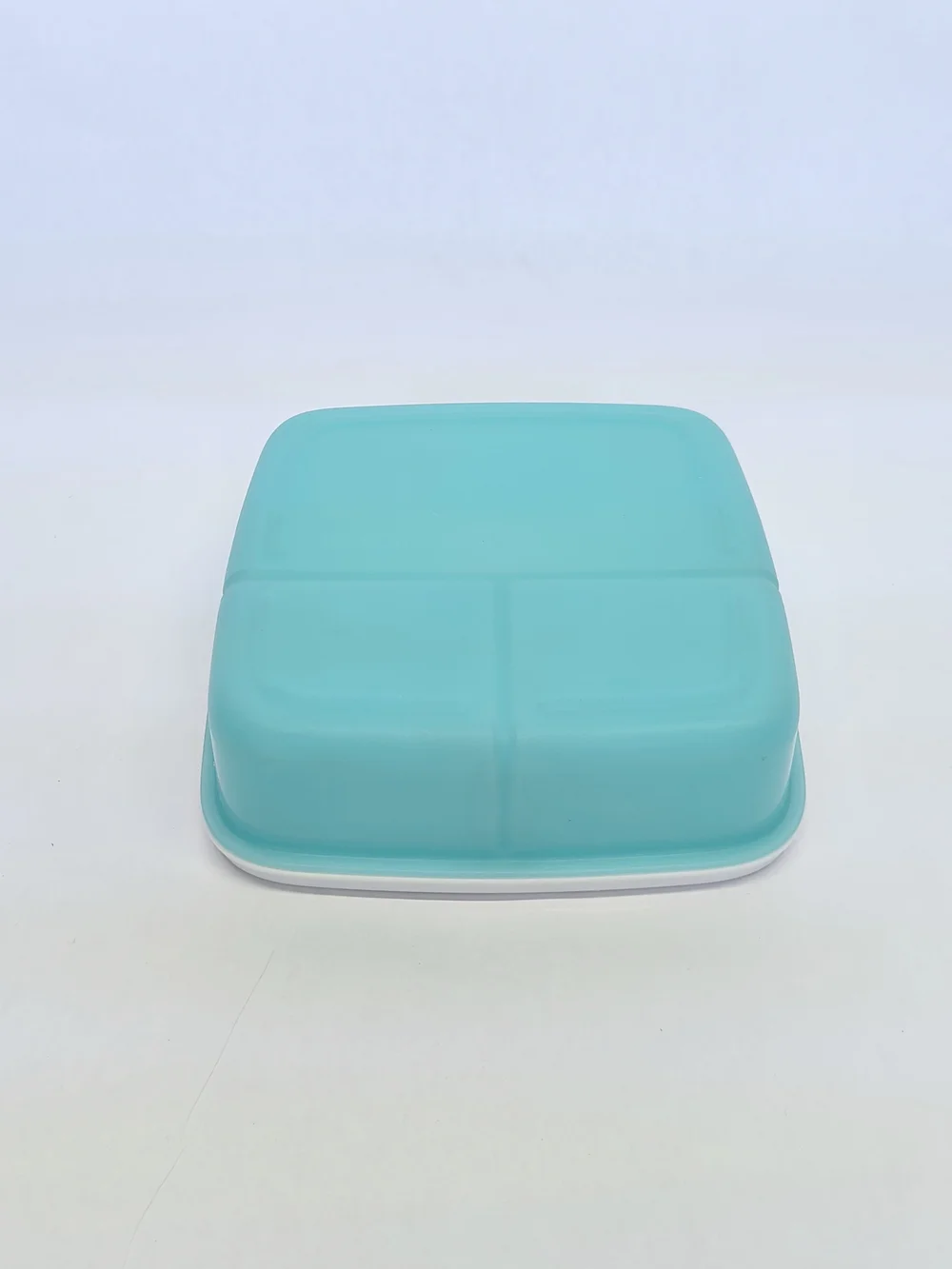 TUPPERWARE | Lunch It Keeper Bento Style Storage Lunch Box Container Aqua White